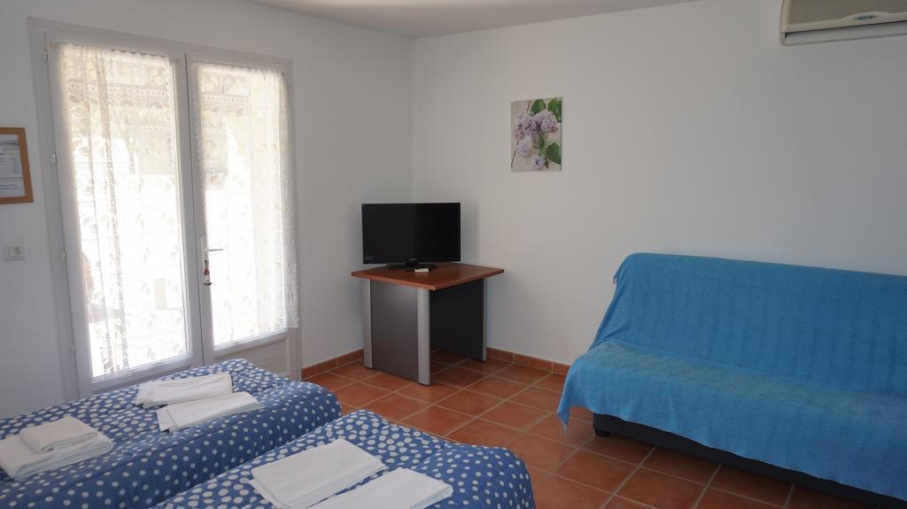 Appartements " Le Clos De La Cerisaie" 카스티용-뒤-가르 외부 사진