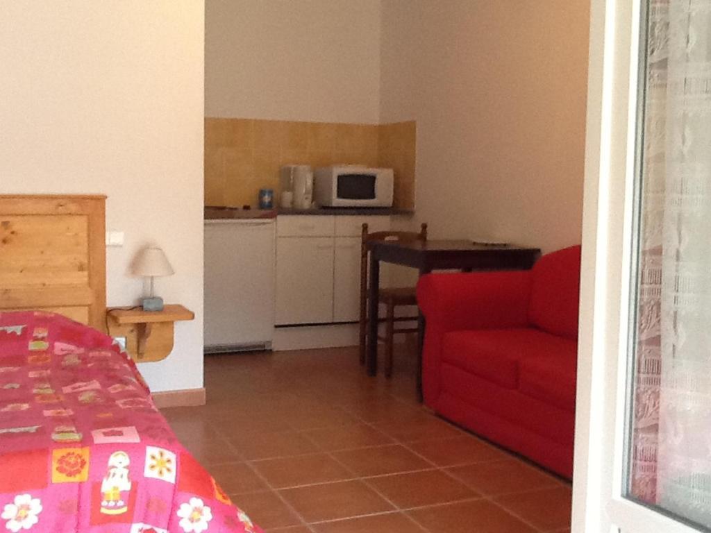 Appartements " Le Clos De La Cerisaie" 카스티용-뒤-가르 객실 사진