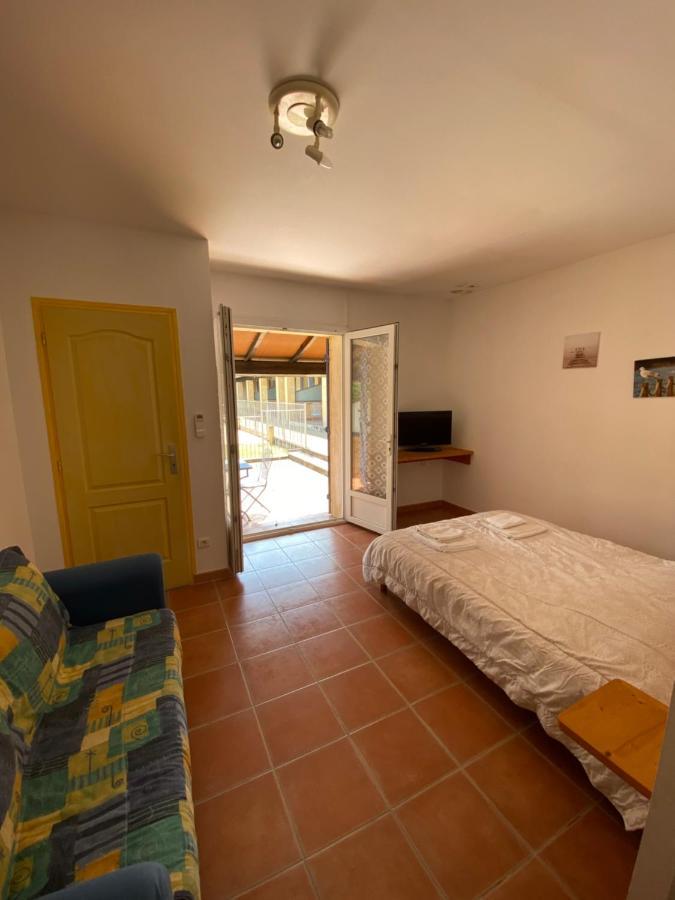 Appartements " Le Clos De La Cerisaie" 카스티용-뒤-가르 외부 사진